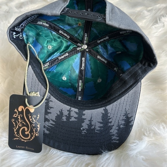 NWT Grassroots California L/XL limited Edition - Picture 2 of 2